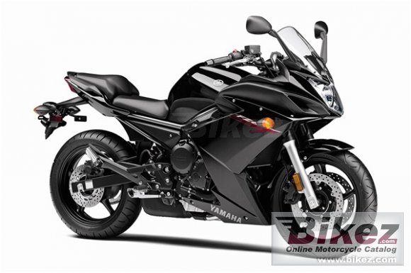 2011 Yamaha FZ6R photo